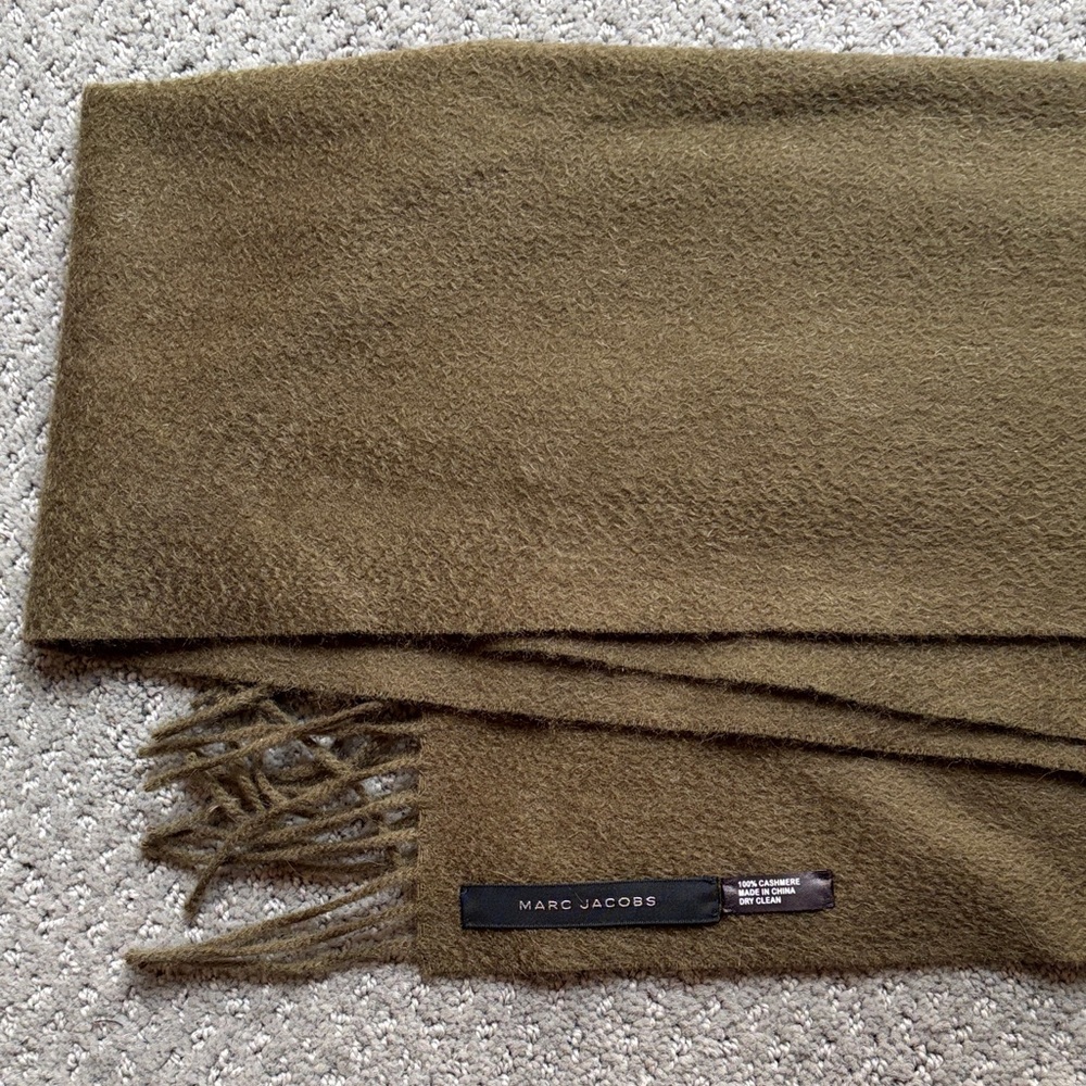 Marc Jacobs 100% Cashmere Scarf
